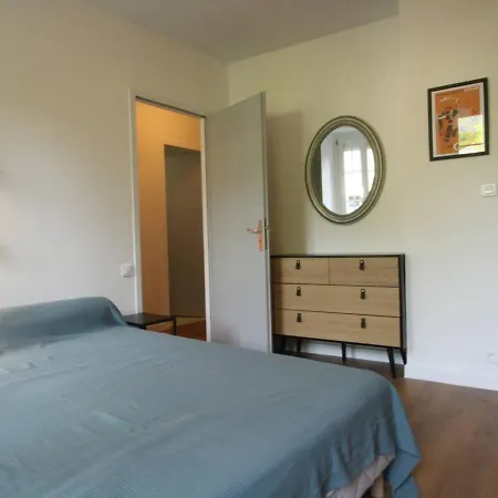 Confort 3 Pieces Avec Terrasse Et Wifi, Face Aux Thermes De Luchon - Fr-1-313-225